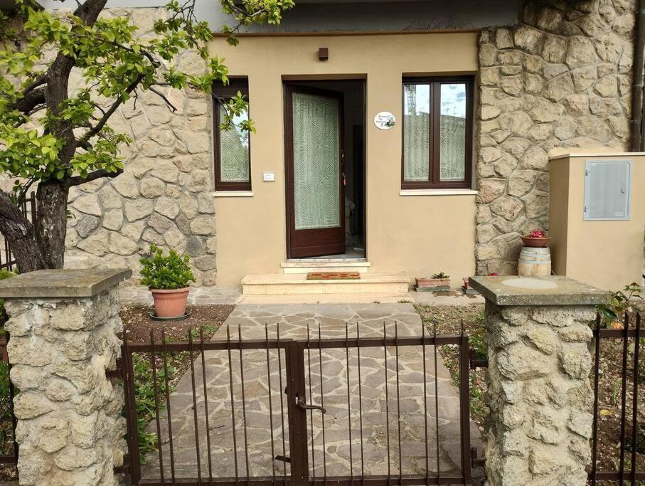 La Casina Di Nonna Giulia Apartment Castiglione d'Orcia Bagian luar foto